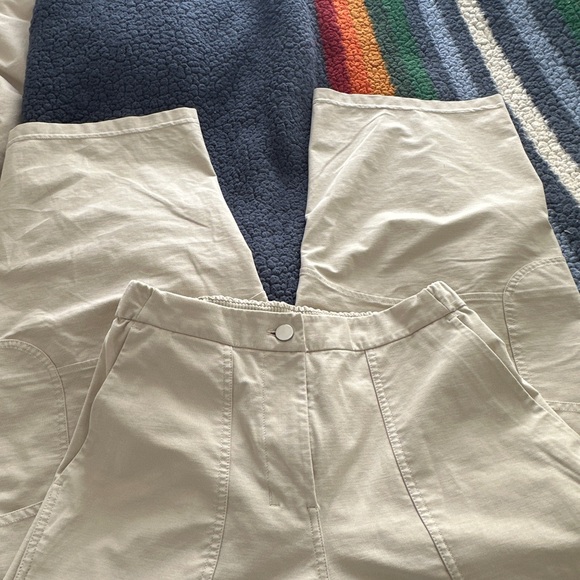 Lululemon cargo pants - Picture 3 of 6